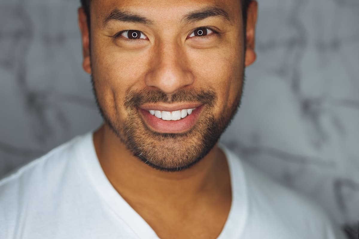 A candidate in a one-on-one conversation with their Radical partner